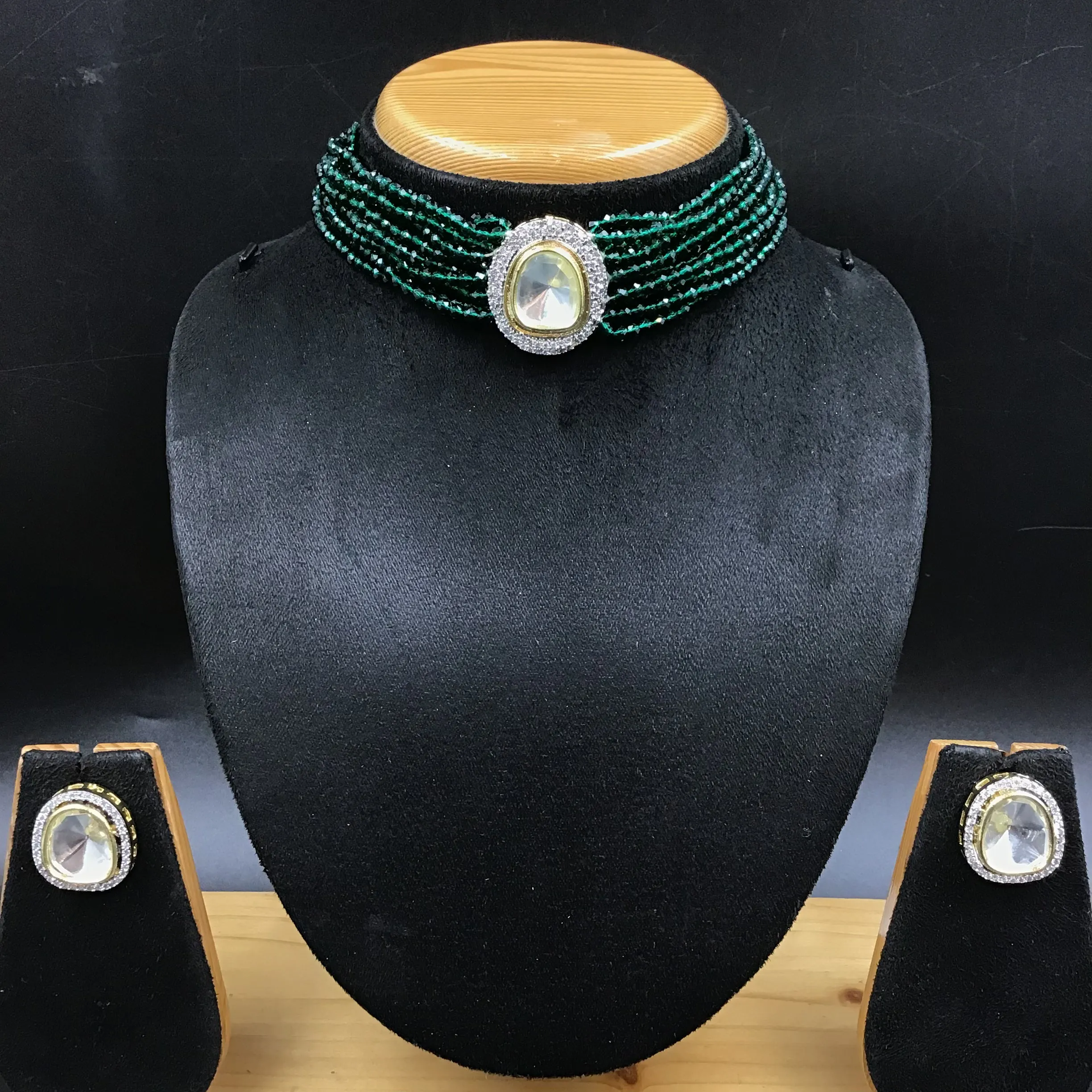 Choker Kundan Necklace Set 6081-79