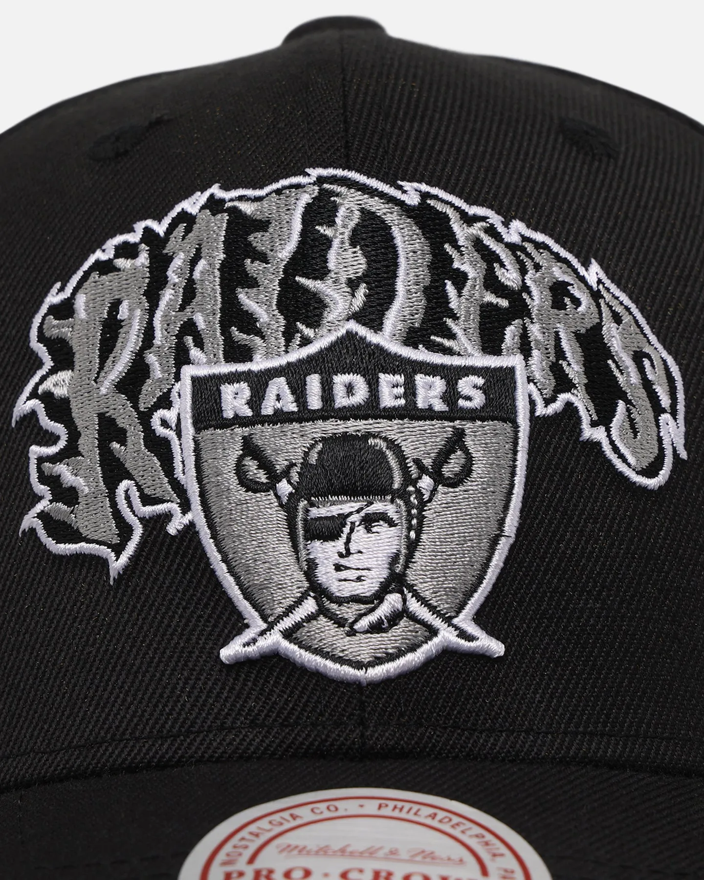 Mitchell & Ness Las Vegas Raiders Flames Pro Crown Snapback Black