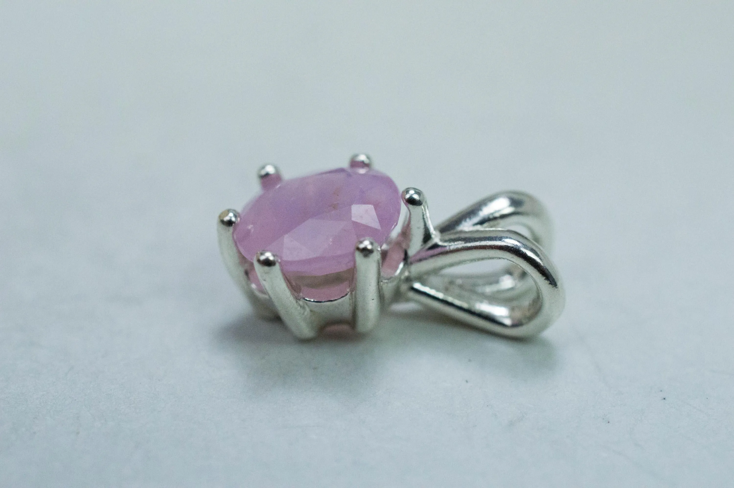 Pink Sapphire Pendant; Natural Untreated Vietnam Sapphire; 1.725cts
