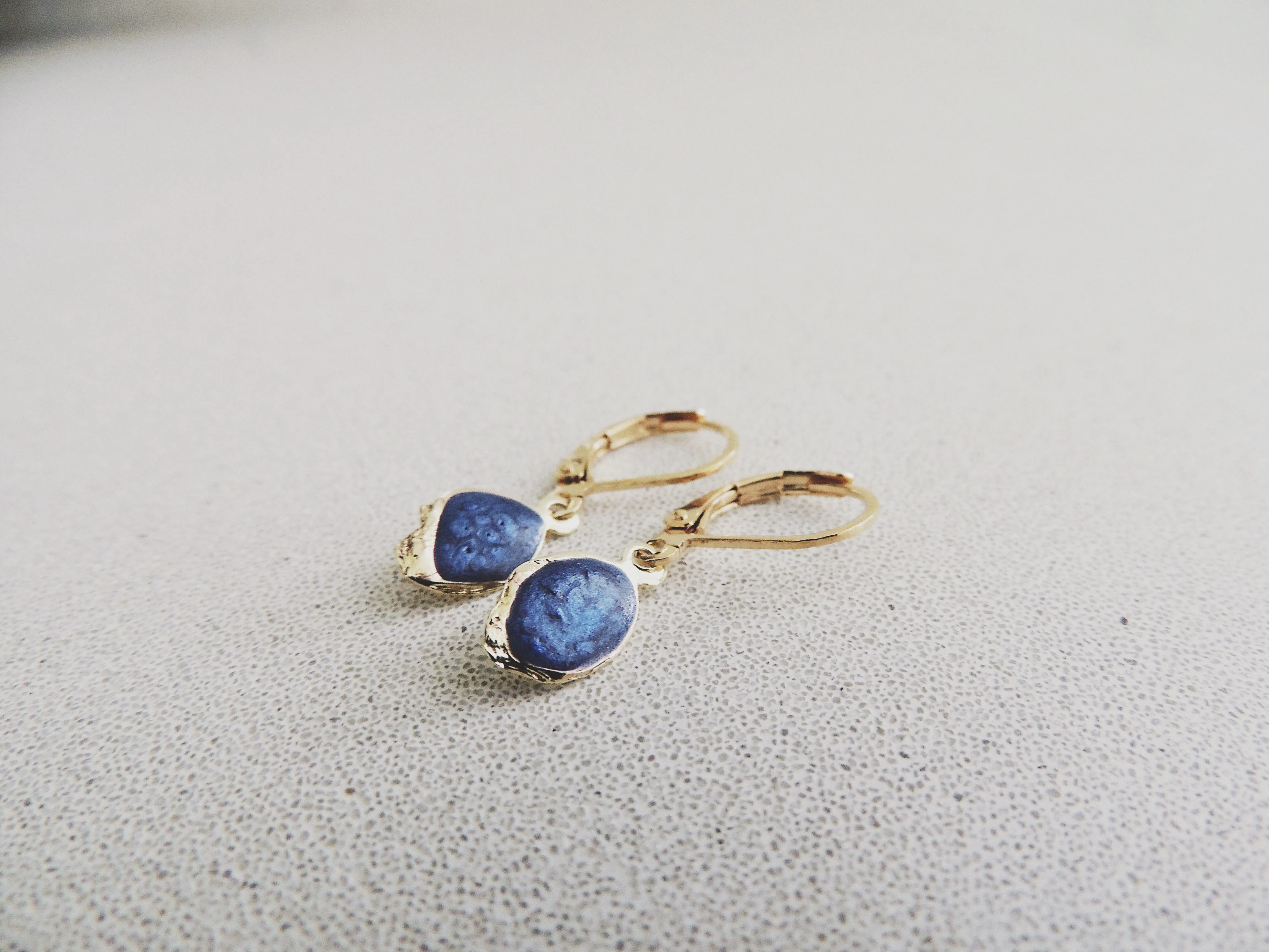 SALE-Reticulated Leaf Drop Earrings-Sapphire
