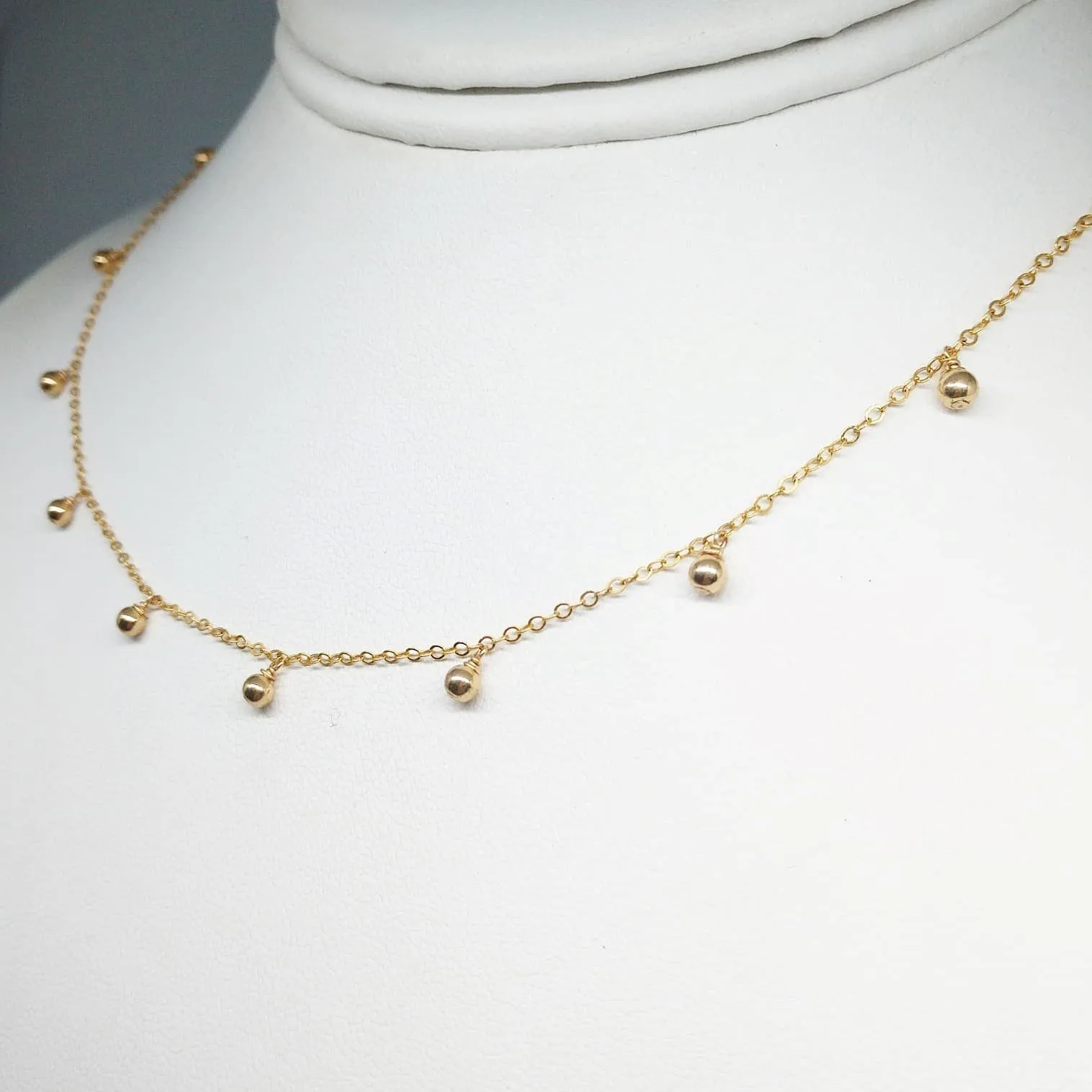 Simple Gold Drop Choker Necklace